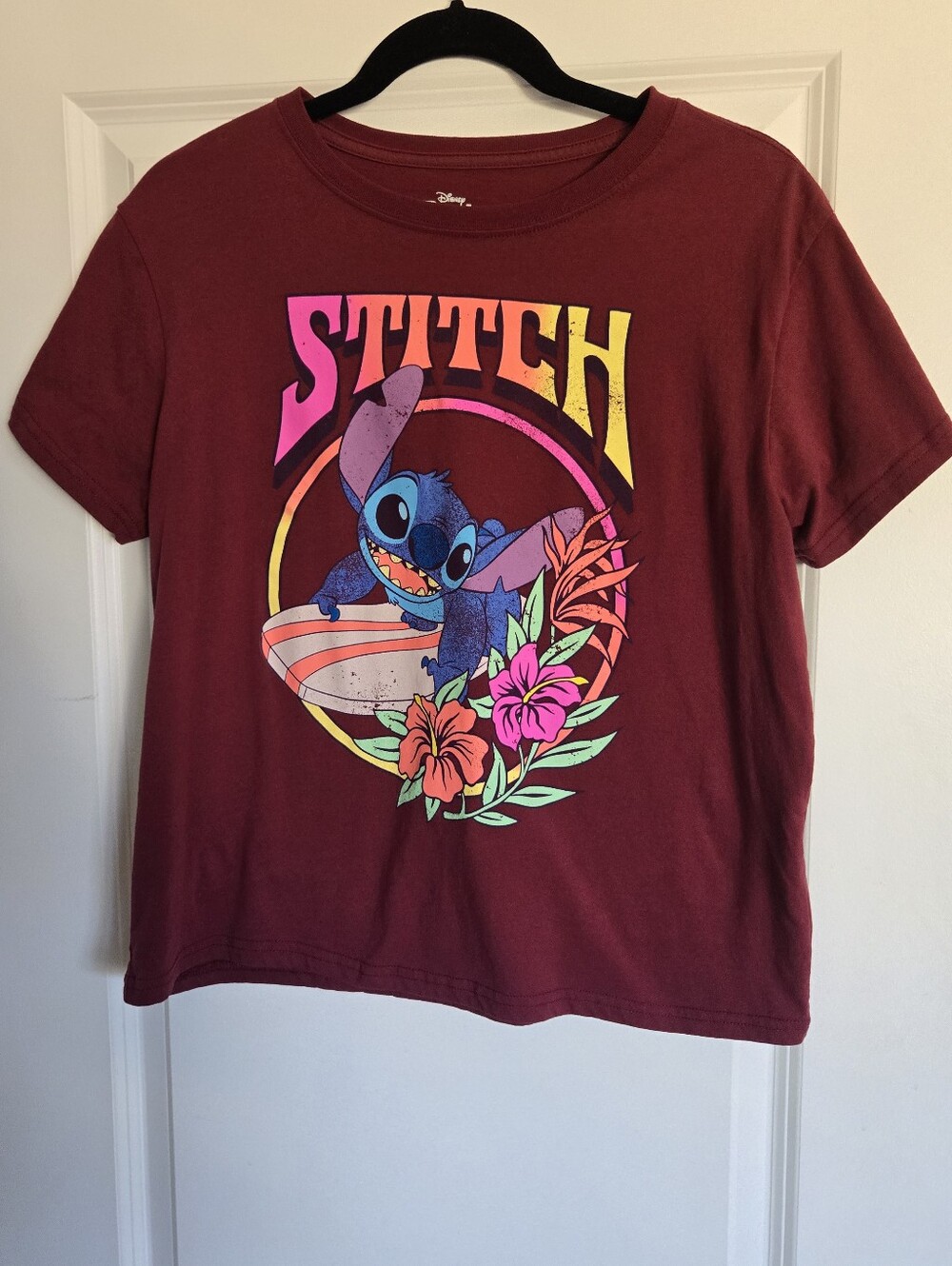 Juniors' Disney's Stitch Surfing Skimmer Graphic Tee Size XL